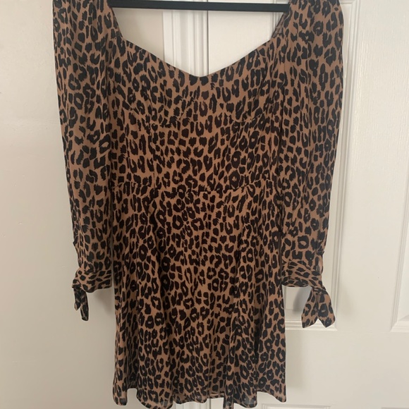 Reformation Leopard Print Mini Dress - Picture 5 of 7